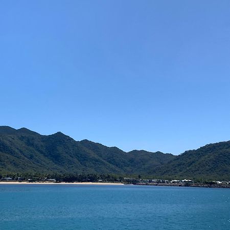 Shambhala Retreat Magnetic Island Cottages Nelly Bay Екстериор снимка