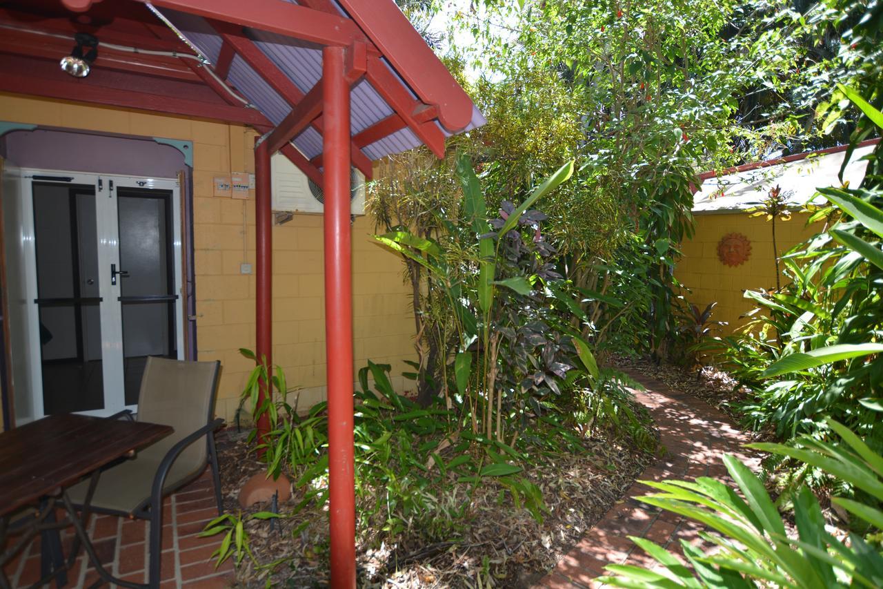 Shambhala Retreat Magnetic Island Cottages Nelly Bay Екстериор снимка