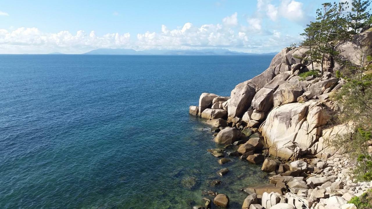 Shambhala Retreat Magnetic Island Cottages Nelly Bay Екстериор снимка